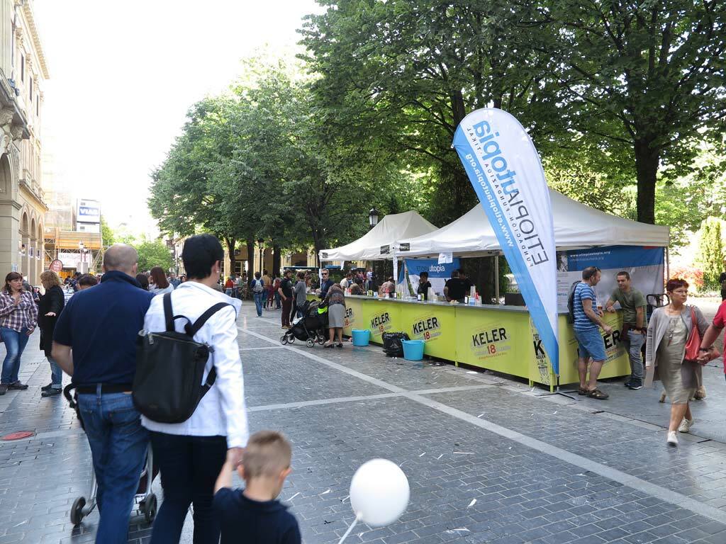 Fiesta del arte en la Plaza Gipuzkoa